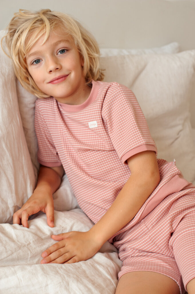 feetje-wafelpyjama-summer-special-kinderen-mauve-voorkant-04