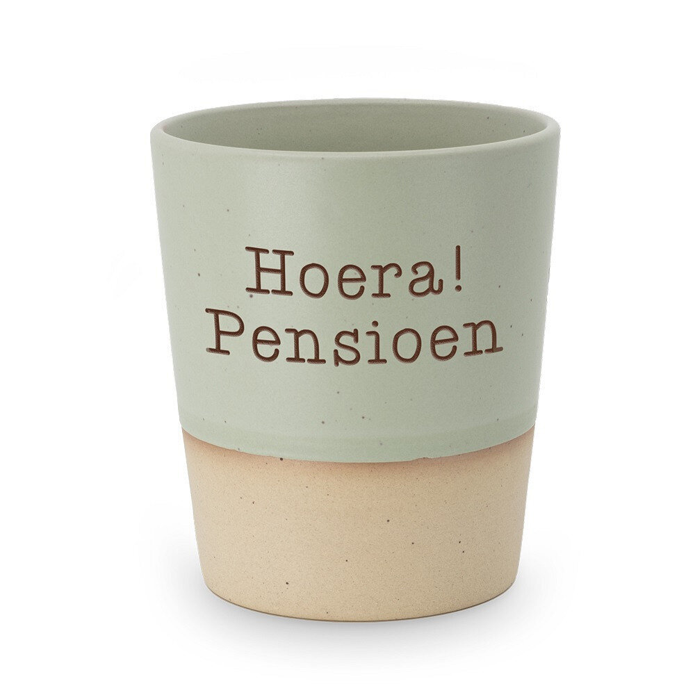 miko-beker-hoera-pensioen-voorkant-01