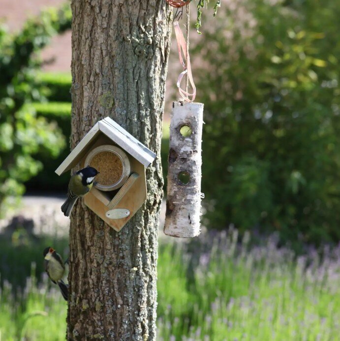 esschert-design-vogelpindakaas-tuinvogels-voorkant-02