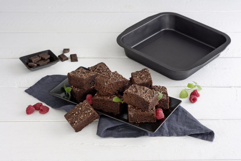 zenker-brownie-bakvorm-black-metallic-27x26x5-cm-voorkant-03