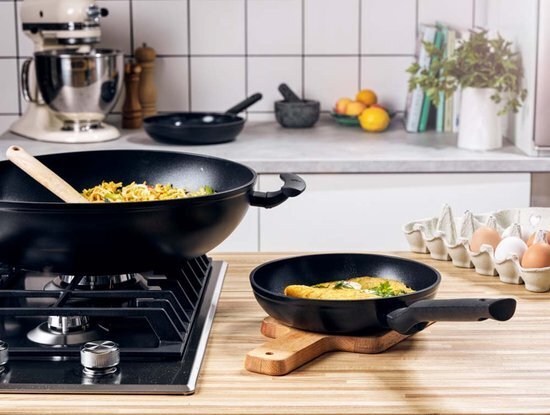 bk-koekenpan-easy-induction-ceramic-03