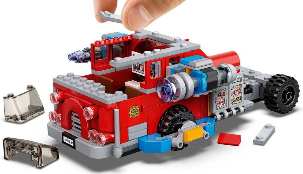 lego-hidden-side-70436-03