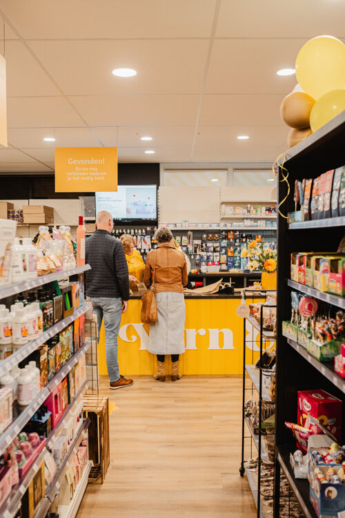 Klanten Helpen Toonbank