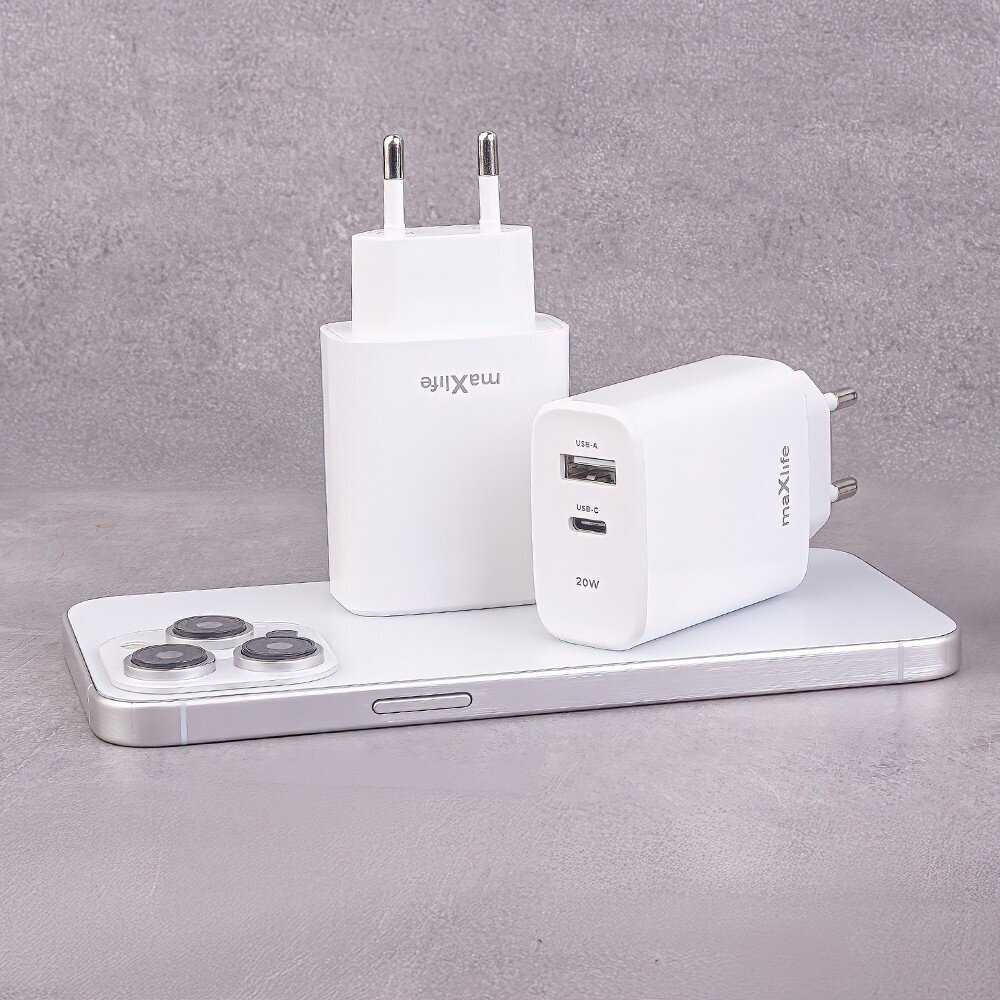 maxlife-usb-usb-c-snellader-20w-wit-voorkant-04