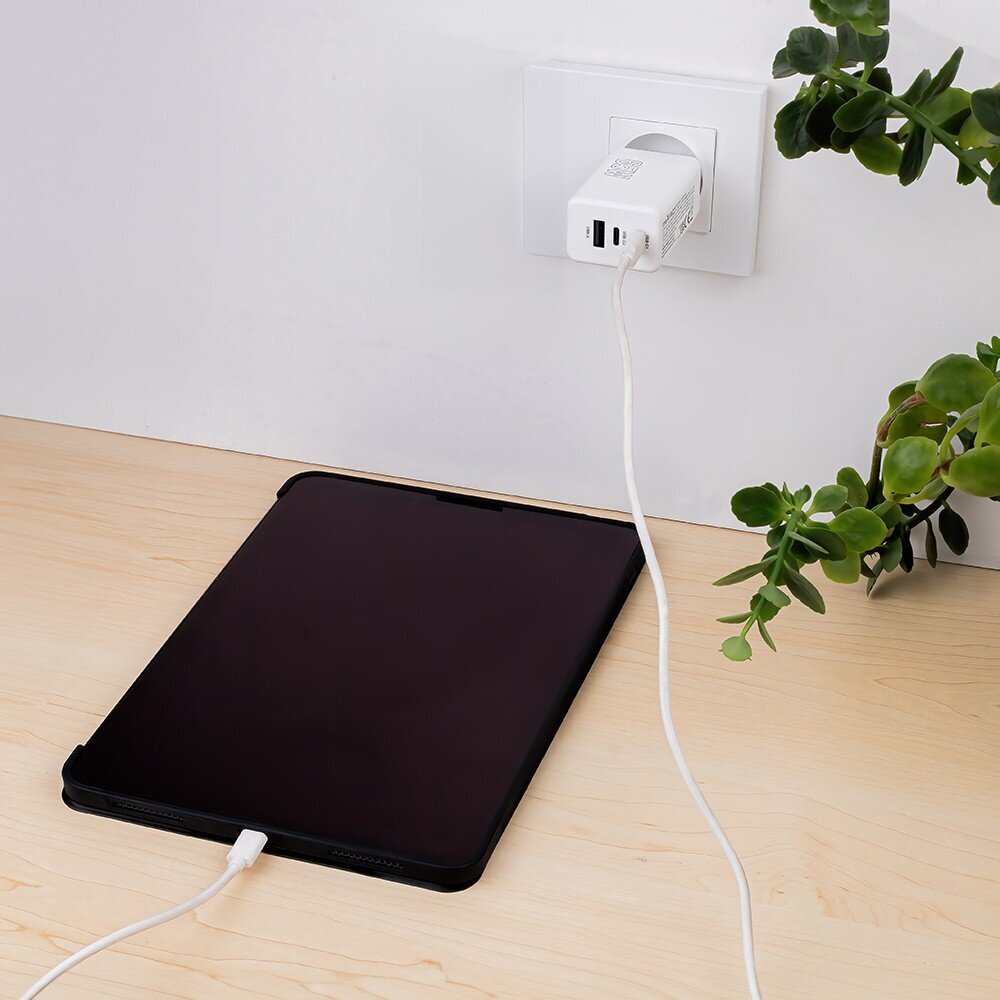 maxlife-usb-2x-usb-c-snellader-65w-wit-voorkant-03