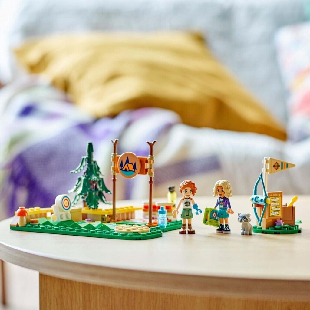 lego-friends-avonturenkamp-boogschietbaan-42622-voorkant-03
