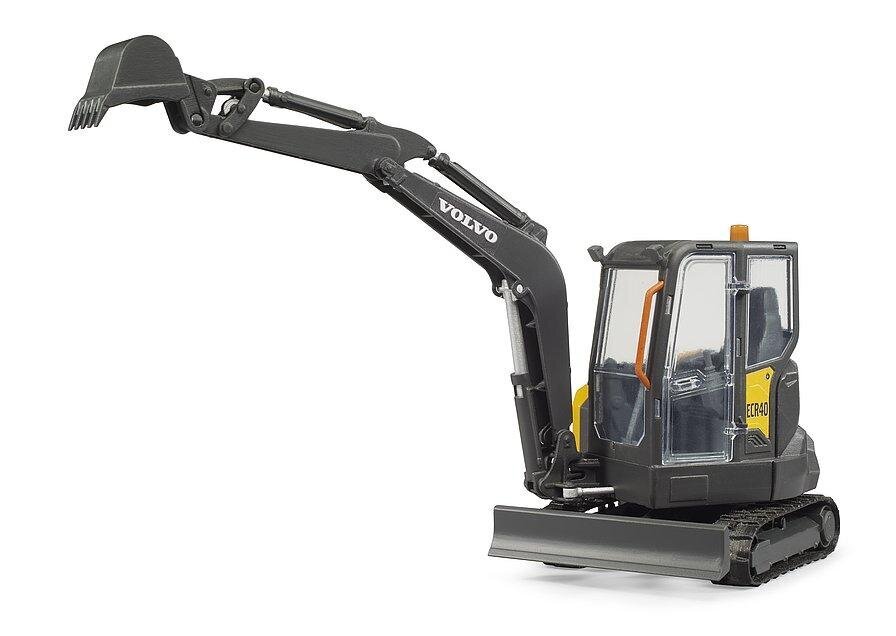 bruder-volvo-compact-voorkant-03