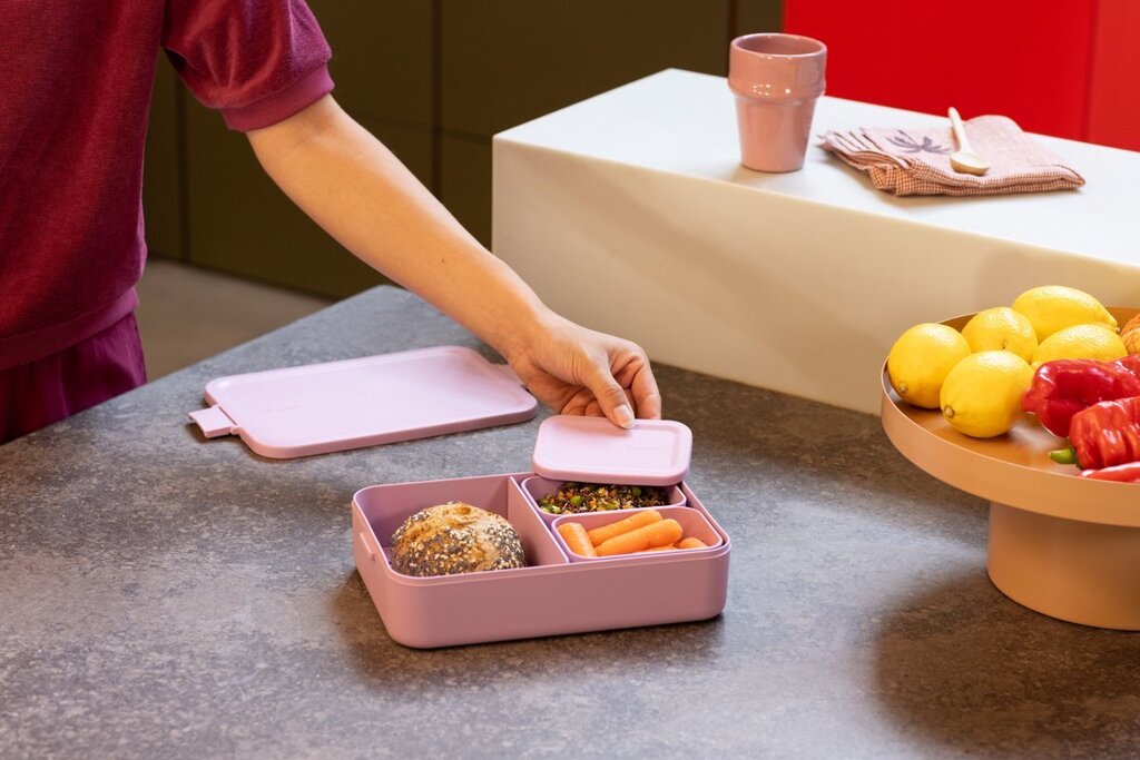 brabantia-make-take-lunchbox-broodtrommel-large-kunststof-lilac-pink-voorkant-06